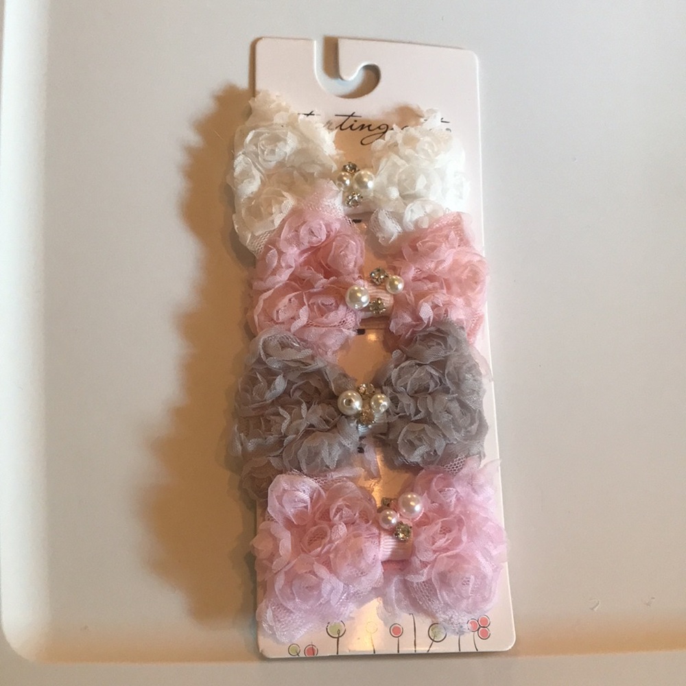 Starting out hair bows.  NWT